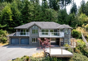1609 ISLEVIEW LANE, Bowen Island, British Columbia, 5 Bedrooms Bedrooms, ,3 BathroomsBathrooms,Residential Detached,For Sale,ISLEVIEW,2,R2796797